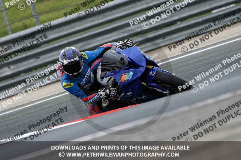 cadwell no limits trackday;cadwell park;cadwell park photographs;cadwell trackday photographs;enduro digital images;event digital images;eventdigitalimages;navarra;no limits trackdays;peter wileman photography;racing digital images;trackday digital images;trackday photos